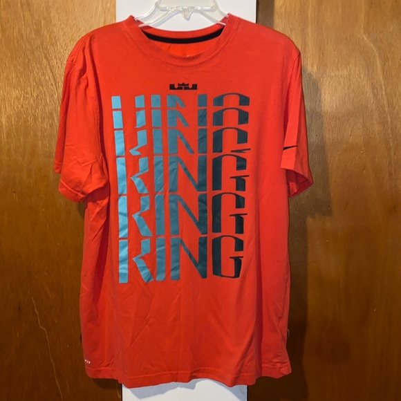 🩶❤️🖤EUC Nike King Red Tee Shirt - Dry Fit - Picture 1 of 6